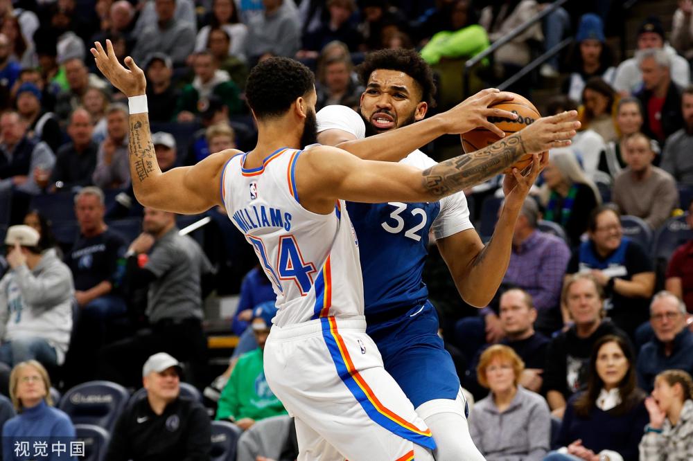 员的首个赛 员的首个赛